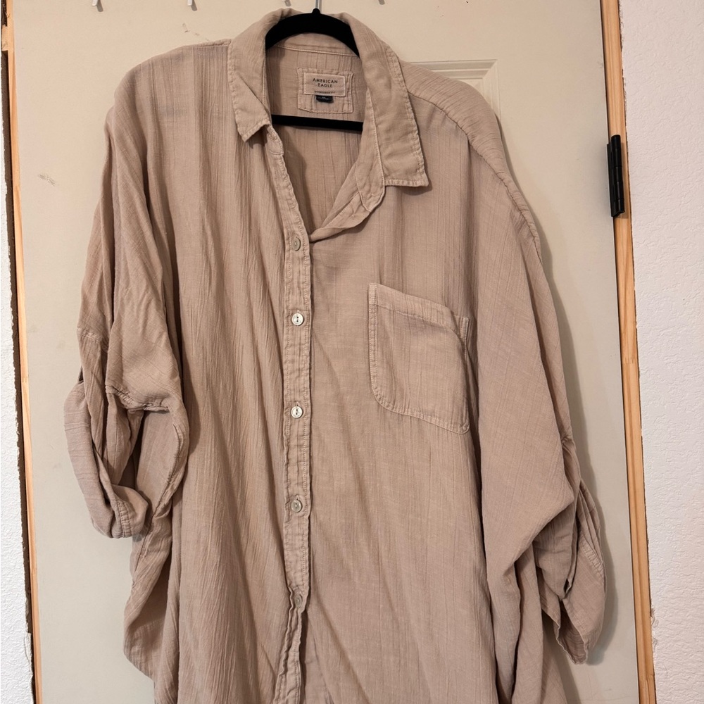 American Eagle button down
